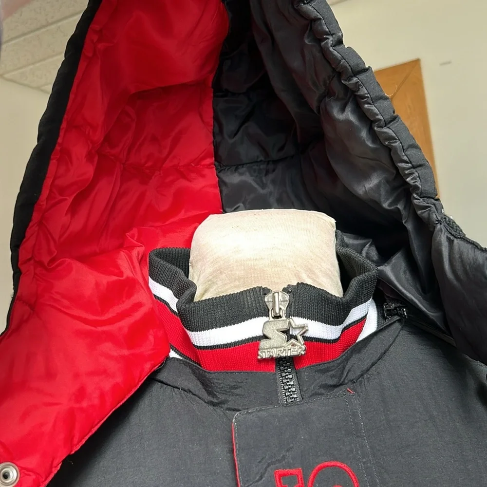 Vintage Chicago Bulls Starter Jacket‎ Pullover Detachable Hood Black/Red XL